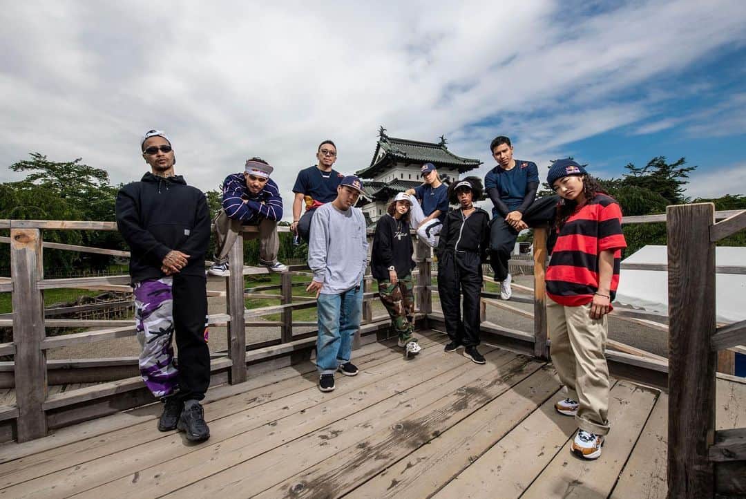 のインスタグラム：「Red Bull DanceTour in Japan is over🔚 Thank you for everything @redbulljapan and all staffs 🙏🏽 📸 @littleshao  @redbulljapan @redbulldance #bboyyaisuke #redbulldancetour」