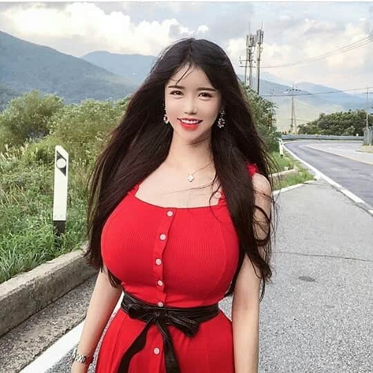 イ・スビンさんのインスタグラム写真 - (イ・スビンInstagram)「❤Red Dress💋❤ #인스타그램 #수빈 #새티일기  #이수빈 #likeforlikes #followme #instafashion #babybin47 #leesoobin #babybin」7月8日 19時36分 - baby_bin47