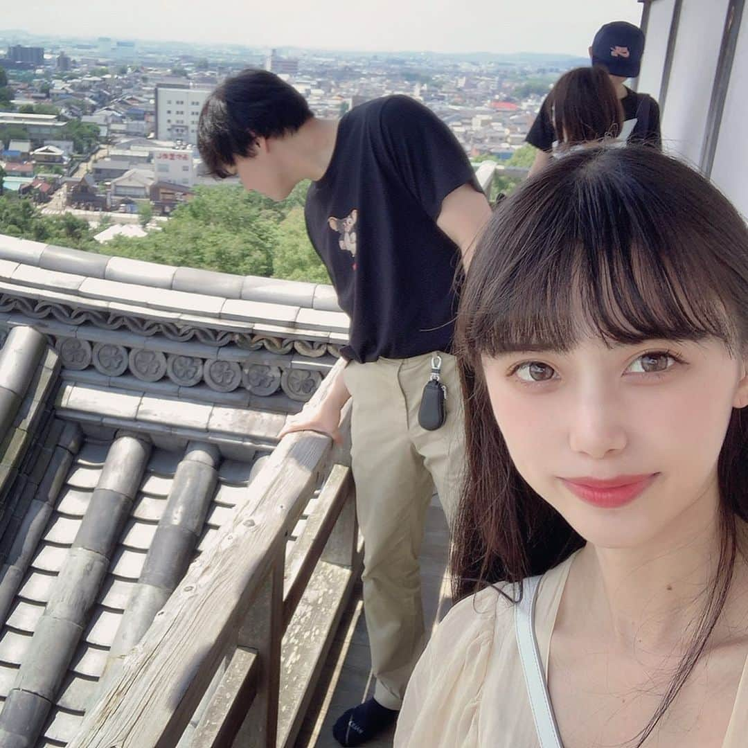 酒元麻衣（まいへー）さんのインスタグラム写真 - (酒元麻衣（まいへー）Instagram)「土曜日は犬山城デート🏯 私は何度も行ったことあるけどぽんは初めて😊まったり食べ歩きして帰りに神社巡りして帰りました♥︎城下町で親友のあみと初めましてのエステラに会いました🌷2人とも浴衣可愛かった♡ 日曜日は家の掃除して、夕方からペットショップ行ったり、、店内をいつも歩いてるカメ店長🐢寝てた😳 . . #犬山城#犬山城下町」7月8日 19時53分 - maihee