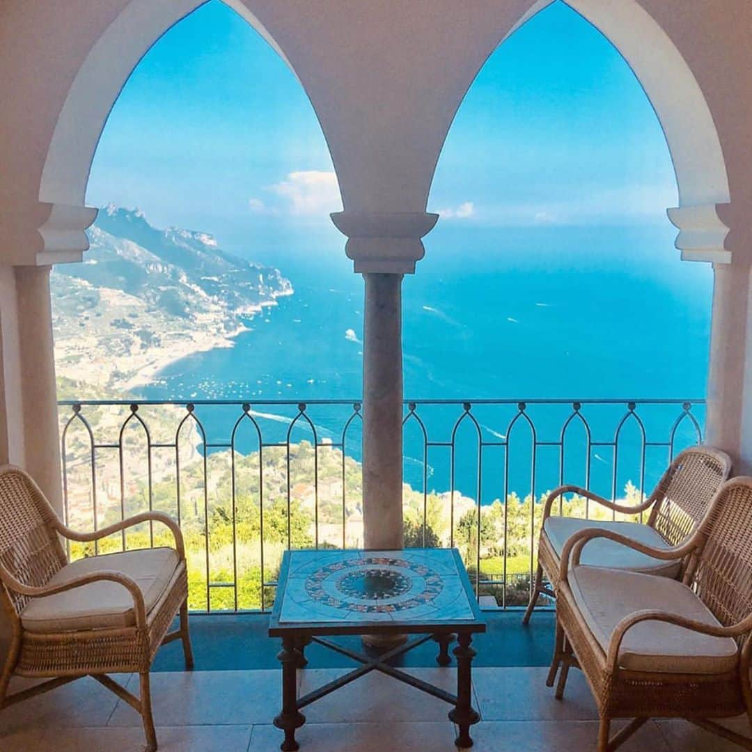 ソフィア・ベルガラさんのインスタグラム写真 - (ソフィア・ベルガラInstagram)「The most romantic place in the world❤️❤️❤️❤️ Ciao Ravello」7月8日 19時54分 - sofiavergara