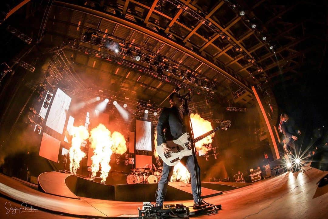Shinedownさんのインスタグラム写真 - (ShinedownInstagram)「What a weekend Shinedown Nation! Thanks for joining us Bethel and Syracuse NY... See you tomorrow Toronto 🤘 . . 📷 @sanjayparikhphoto #shinedown #shinedownnation #attnattnworldtour」7月9日 5時28分 - shinedown