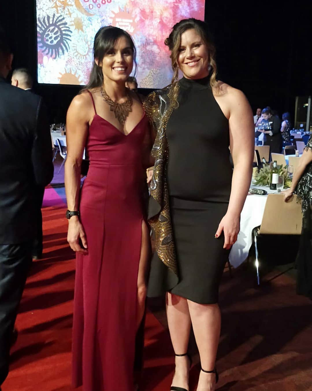 Angeline BLACKBURNさんのインスタグラム写真 - (Angeline BLACKBURNInstagram)「Happy NAIDOC Week all! ❤️💛🖤💚💙⚪This year's National NAIDOC Awards Ceremony was mint. Aside getting glammed up like a typical Leo ♌ , my favourite part of the night was reconnecting with everyone.  Half the time,  I am so far gone into the daily grind of work and training that I forget what's happening around me.  Athletics can be isolating (hell, most sports can be isolating). A lot of the time, I question what I am even doing?  Why I don't do the typical day-to-day stuff? Sometimes, I even feel inadequate or not talented enough to justify my life choices.  But each and everytime I reconnect back with my crew,  I feel the fire 🔥 being stoked and I get excited about being able to live a life I love.  Long story short, I am a reflection of my community.  #naidoc #naidocawards2019 #indigenous #aboriginal #canberra」7月9日 6時39分 - ang_blackburn