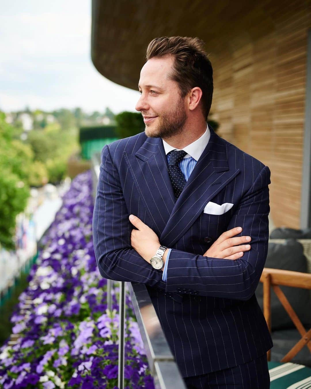 Polo Ralph Laurenさんのインスタグラム写真 - (Polo Ralph LaurenInstagram)「The ultimate in spectator style: @DerekBlasberg in Ralph Lauren Purple Label at #Wimbledon.  #RalphLauren #RLPurpleLabel #DerekBlasberg」7月9日 6時44分 - poloralphlauren