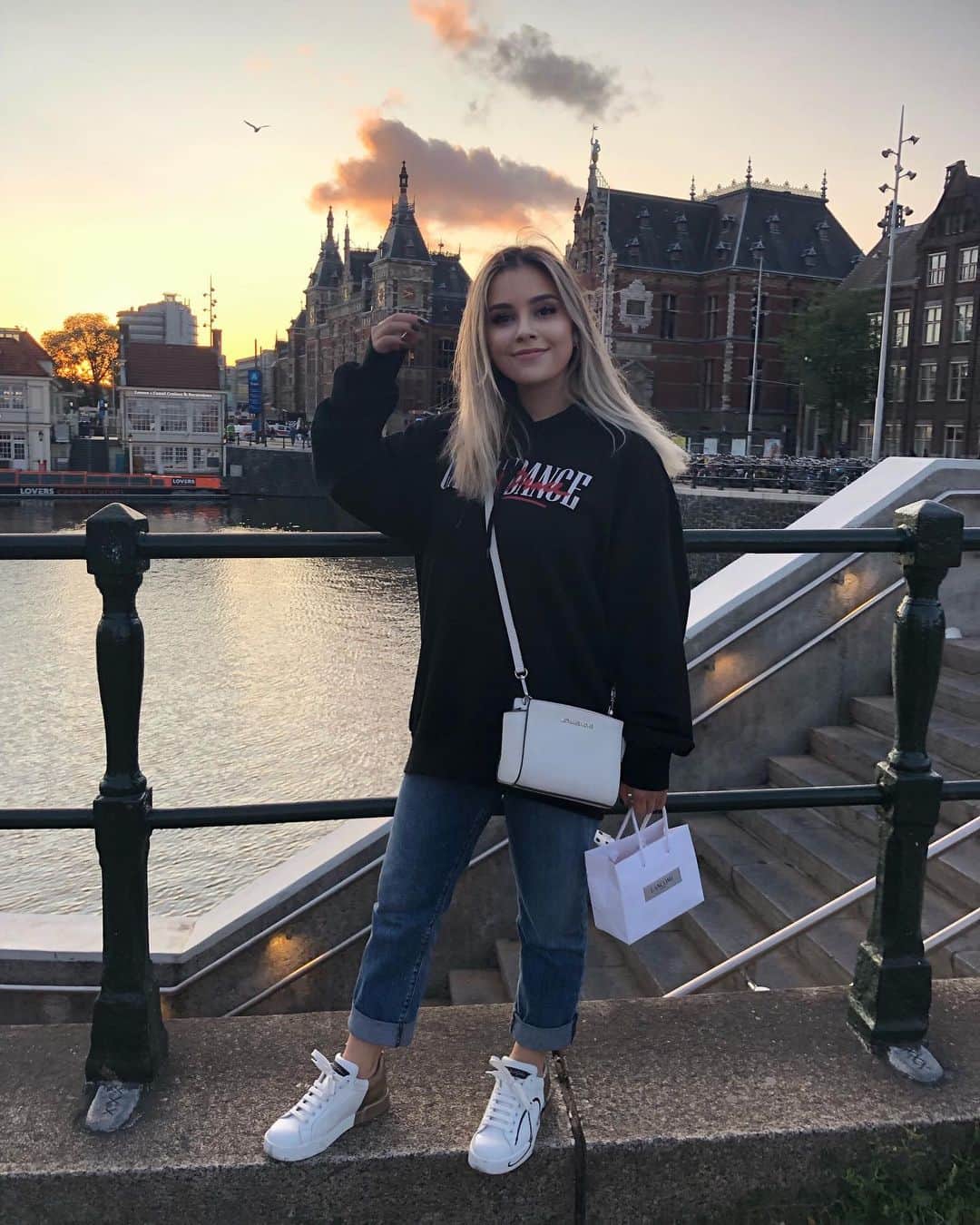 のインスタグラム：「📍Amsterdam.」