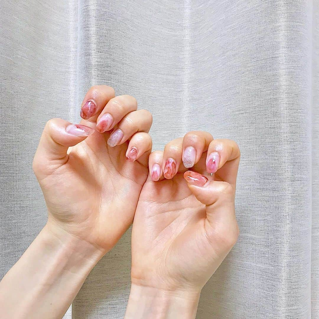 布川桃花さんのインスタグラム写真 - (布川桃花Instagram)「PINK MARBLE💅🏻」7月8日 22時31分 - momoka_fukawa