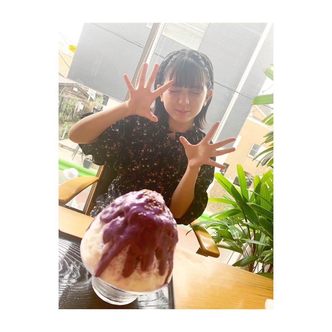 坂元葉月さんのインスタグラム写真 - (坂元葉月Instagram)「濃厚紫いも牛乳.🍠🍼 ﻿ ﻿ ﻿ ﻿ #和kitchenかんな ﻿ #かき氷 #三軒茶屋 ﻿ #小玉梨々華と行きました #美味しかった」7月8日 22時31分 - wasuta_hazuki_sakamoto
