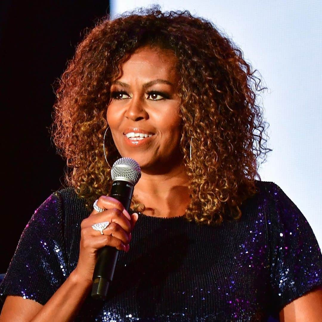 Glossierさんのインスタグラム写真 - (GlossierInstagram)「@michelleobama wears Lip Gloss in Red✨ MU by @carlraymua」7月8日 22時38分 - glossier