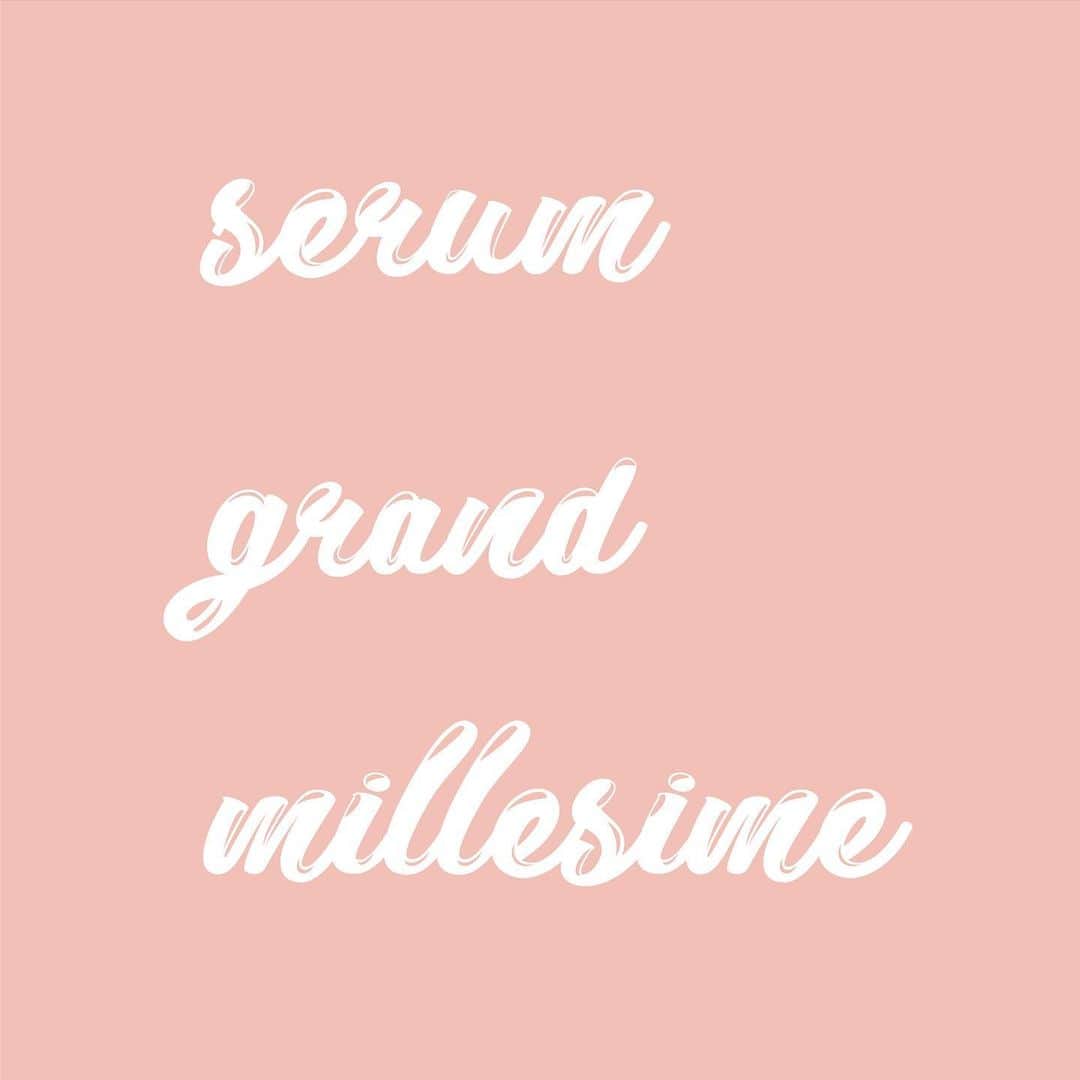 Biologique Recherche Indiaさんのインスタグラム写真 - (Biologique Recherche IndiaInstagram)「Sérum Grand Millésime:  Result: regenerates and tones the epidermis, leaving the skin instantly replumped and the complexion relaxed and glowing.  Product: this serum is rich in revitalizing, antioxidant agents and Hyaluronic Acid and instantly brightens and rejuvenates the complexion. It is an elixir of youth, beauty and glamour for use to combat signs of aging. It is recommended for all types of skin.  Usage: apply a few drops of Sérum Grand Millésime all over the face, neck and cleavage in the morning and/or in the evening.  This product is one of the final touches in the Biologique Recherche beauty treatment program. A revitalizing course of Sérum Grand Millésime can be used at the changes of the seasons and/or at times of great fatigue.  For more information or purchases, please DM us.  SoulSkin - Your BIOLOGIQUE RECHERCHE ambassador in #India. -  #SoulSkin #BiologiqueRecherche #IloveBR #BuildingBetterSkin #skincare #br #mumbai #maharashtara #passion #expert #skin #skinexpert #skinroutine #skinhealth #skincaretips #healthyskin #skininstant #antipollution #breath #nature #beauty #getready #cosmetics #cosmetic #frenchcosmetics #frenchbeauty #facecare #bodycare #ambassadedelabeaute」7月8日 23時09分 - biologique_recherche_india
