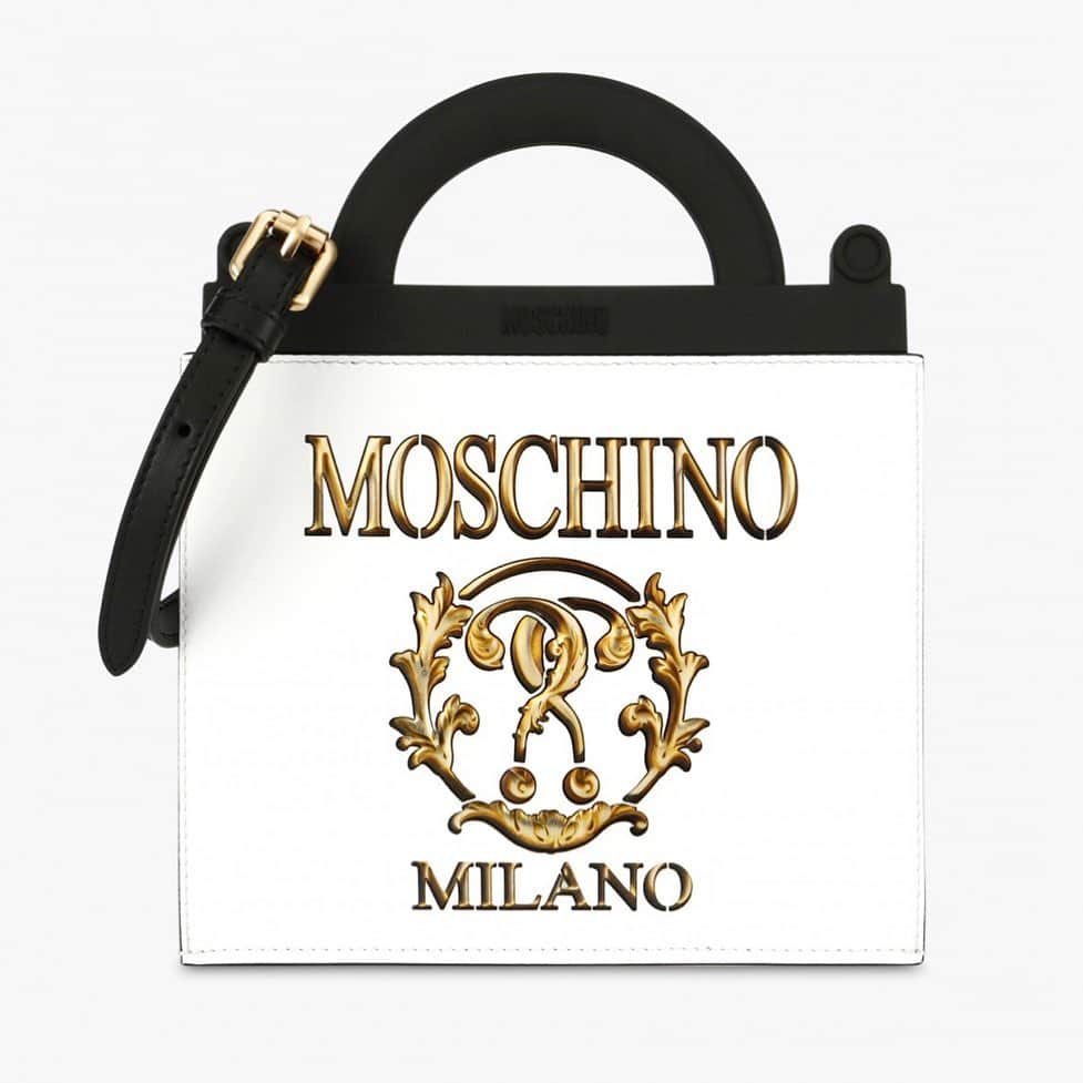 Moschinoさんのインスタグラム写真 - (MoschinoInstagram)「Moschino PreFall Collection now on Moschino.com and Moschino Shops #moschino @itsjeremyscott」7月8日 23時10分 - moschino