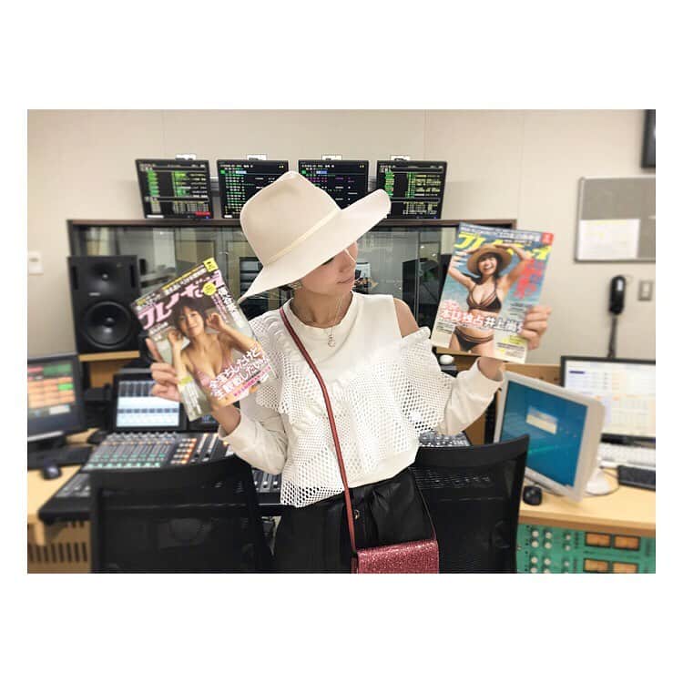 のインスタグラム：「🚀🚀🚀 ・ ・ ・ 今週も一週間、TOKYO FM💗スカロケ楽しんでください😌😋🥰✨ ・ ・ ・ (今日DJミルキーが電話してたアレンは本当に生電話だったらしいよ🤫) ・ ・ ・ プレイボーイの中に漫画なスカロケ出てきます🤫📚 ・ ・ ・ #tokyofm #スカロケ  #生放送 #ラジオ #radio #radiko #プレイボーイ」