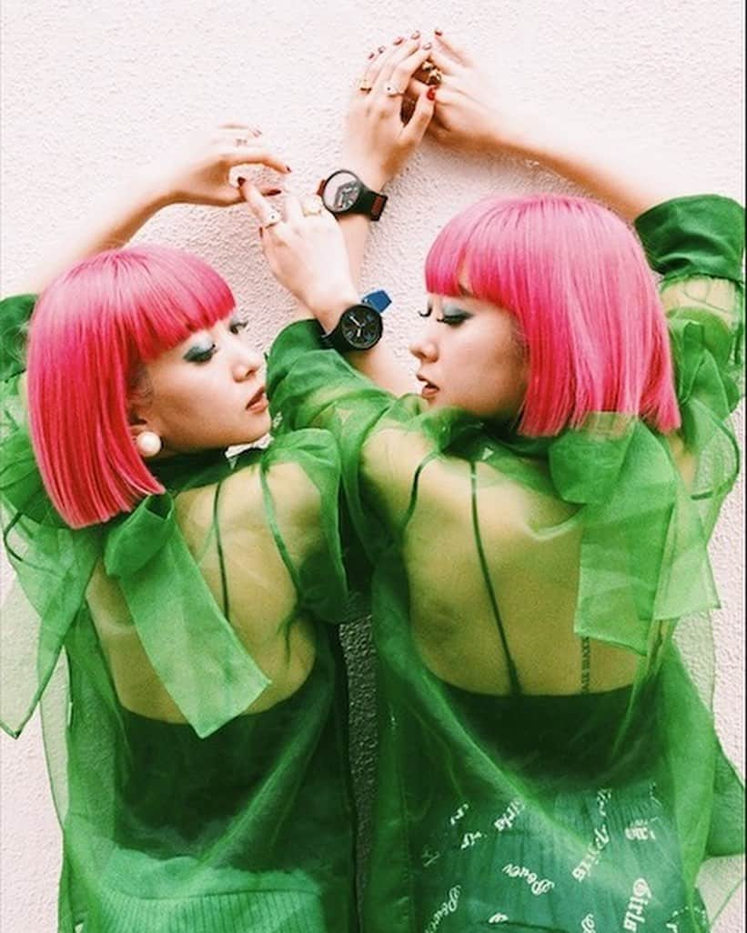 AMIさんのインスタグラム写真 - (AMIInstagram)「これからもたくさんの素敵な時間を共有していきたいよね💚  @swatch_jp  #SwatchBIGBOLD」7月8日 23時35分 - amixxamiaya