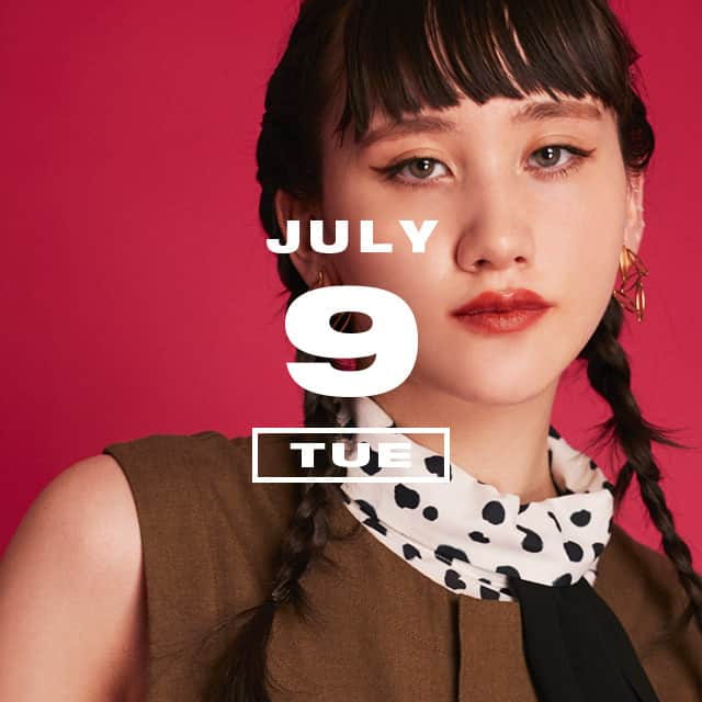 NYLON JAPANさんのインスタグラム写真 - (NYLON JAPANInstagram)「7月9日は 『牛感謝の日』 アメリカのちょっぴりユニークな記念日は、 牛柄スカーフ×ワーカーズ風のツナギファッションでNYLON流にアレンジ。  NYLON.JPでは「365日、毎日がアニバーサリー」をテーマに、ファッショナブルでユニークなスタイリングを毎日提案しているよ！  http://www.nylon.jp/365  MODEL: @ELENAKENDALL_  #365anniversary #fashion #makeup #beauty #style #今日は何の日 #make  #nylonjapan #nylonjp #coordinated #coordinates #ootd #outfit #coordinate  #photography #beautiful #photooftheday #牛感謝の日」7月9日 0時02分 - nylonjapan