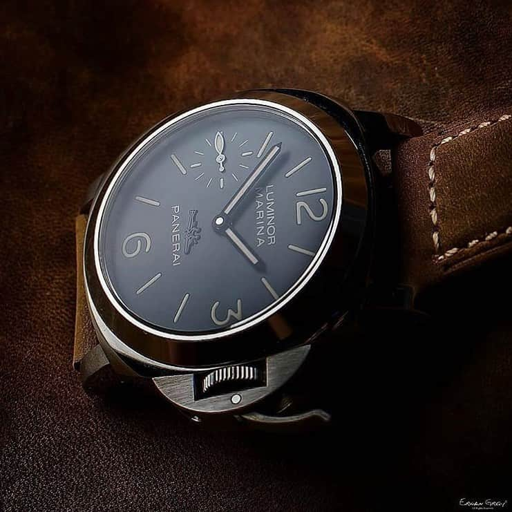 オフィチーネ パネライさんのインスタグラム写真 - (オフィチーネ パネライInstagram)「The #PaneristiWho of the week Is @panerai_dna with this beautiful capture of the Luminor watch.  Discover more on stories.  #risti #paneristi #PAM417 #Luminor #PaneraiLuminor #LuminorPanerai #LuminorMarina #paneraiwatches #repost #regram #paneraiwatch #paneraistraps」7月9日 0時19分 - panerai