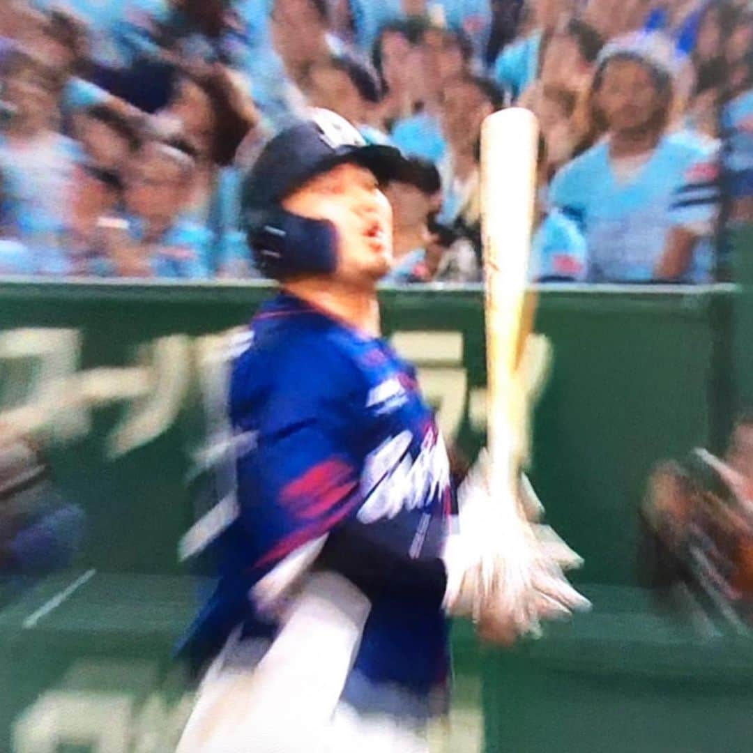 五十嵐恭雄さんのインスタグラム写真 - (五十嵐恭雄Instagram)「#鷹の祭典 で #東京ドーム へ！🥎 #ソフトバンクホークス vs #西武ライオンズ の試合を見てきました🥎  サヨナラでソフトバンク勝利！！🙋‍♂️ 熱い試合すぎて、未だ興奮が収まらず。。。 素振りして寝よう。  #野球大好き  #野球 #プロ野球 #baseball」7月9日 0時55分 - yasuo_ikarashi_