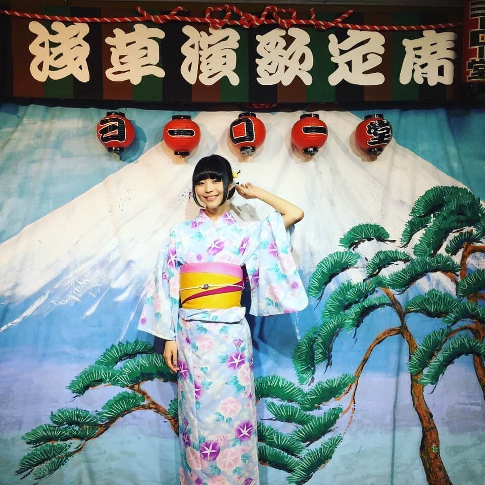 寺嶋由芙さんのインスタグラム写真 - (寺嶋由芙Instagram)「こんなイケてる会場で誕生日会開いてもらえるアイドルがいるかね(ﾟωﾟ)？ 浅草 音のヨーロー堂さんで誕生日イベントでした！閉店後に貸切にしてくださったヨーロー堂の皆様、プロマイドの出張販売までしてくださったマルベル堂の皆様、ワンマン後のおつかれの中盛り上げてくださったテイチクエンタテインメントの皆様、そして平日なのに集まってくれたゆふぃすとのみんな！ありがとうございました！ ・ #ゆっふぃーらんらんコンサート  で始まる前も終わった後も頭がいっぱいで、誕生日当日ってこともはや忘れてたけど、皆様に祝っていただいてやっと、節目の日なんだなって実感がわいてきました(ﾟωﾟ)ありがとうございました！明日からもよろしくお願いします！リリイベも始まる！週末は仙台！なによりもまず！健康第一で！過ごそうー！ ・ #浅草 #ヨーロー堂 #マルベル堂 #テイチクエンタテインメント #全部 #老舗 #寺嶋も #老舗 #アイドル #めざしてこ #誕生日 #誕生日会 #浴衣 #yukata #japaneseidol #夏 #アイドル #イベント #ゆっふぃー #ゆふぃすと #推しのお祝いはヲタクのお祝い」7月9日 1時22分 - yufu_terashima