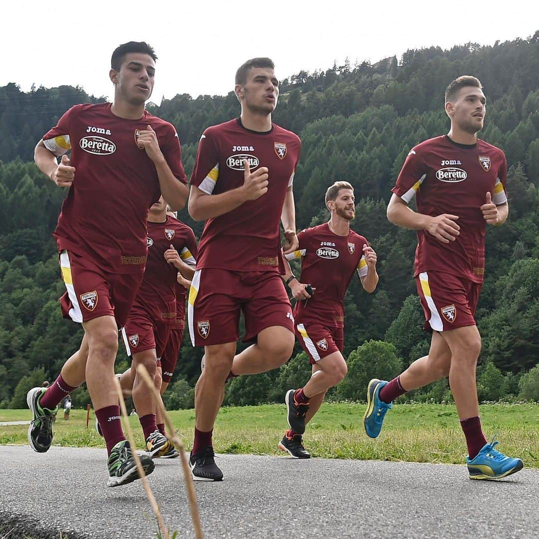 トリノFCさんのインスタグラム写真 - (トリノFCInstagram)「🏃🏻‍♂️🏃🏻‍♂️🏃🏻‍♂️🙌🏼🙌🏼🙌🏼 #SFT」7月9日 2時31分 - torinofc1906