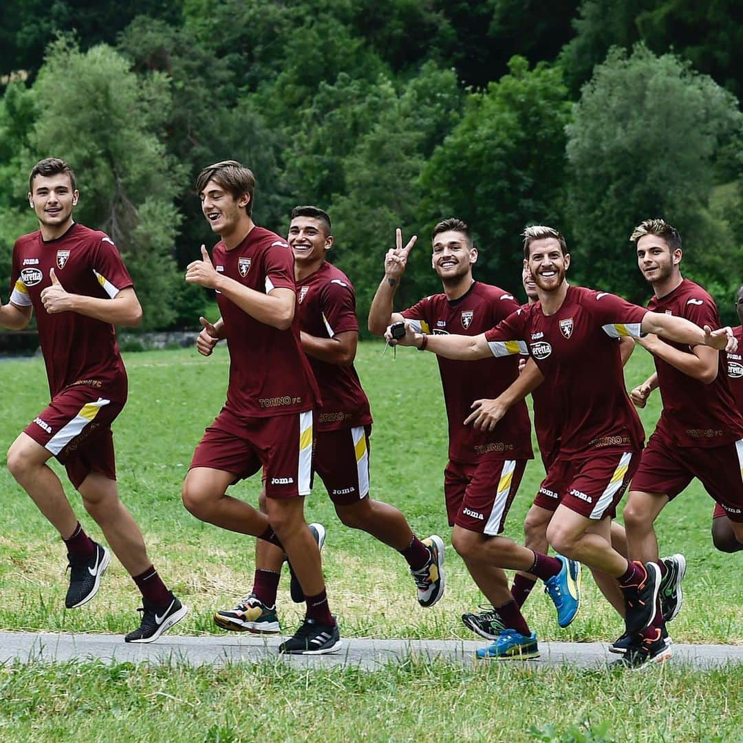 トリノFCさんのインスタグラム写真 - (トリノFCInstagram)「🏃🏻‍♂️🏃🏻‍♂️🏃🏻‍♂️🙌🏼🙌🏼🙌🏼 #SFT」7月9日 2時31分 - torinofc1906