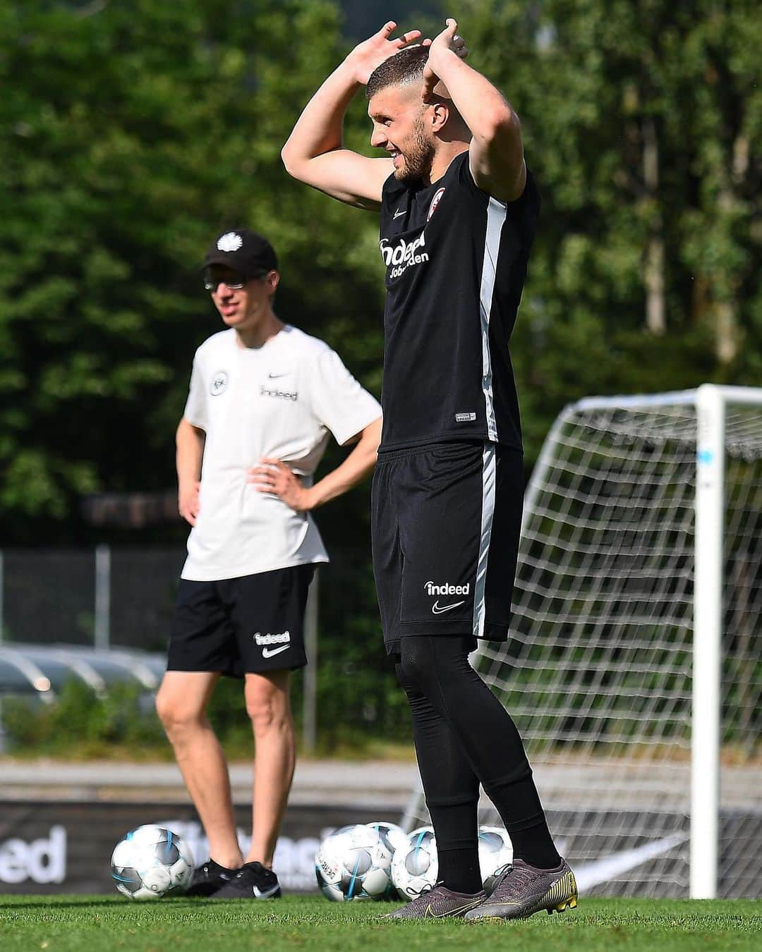 さんのインスタグラム写真 - (Instagram)「Trainingslager ⚽️ @eintrachtfrankfurt」7月9日 2時58分 - anterebic