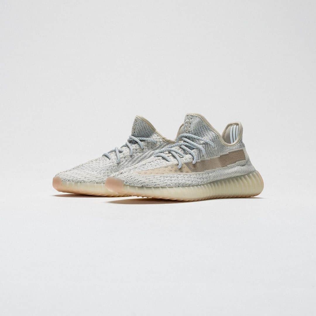 UNDFTDさんのインスタグラム写真 - (UNDFTDInstagram)「UPDATE: Drawing is now closed. . adidas Yeezy Boost 350 V2 “Lundmark Reflective.” Undefeated La Brea will be raffling a chance to purchase the adidas Yeezy Boost 350 V2 “Lundmark Reflective.” . The raffle sign-up will take place today 7/8 at 11AM PST digitally via the link in our bio. . Drawing ends at 11:30AM PST. . Winners will be notified via email with instructions for a Thursday 7/11 pickup.」7月9日 2時54分 - undefeatedinc