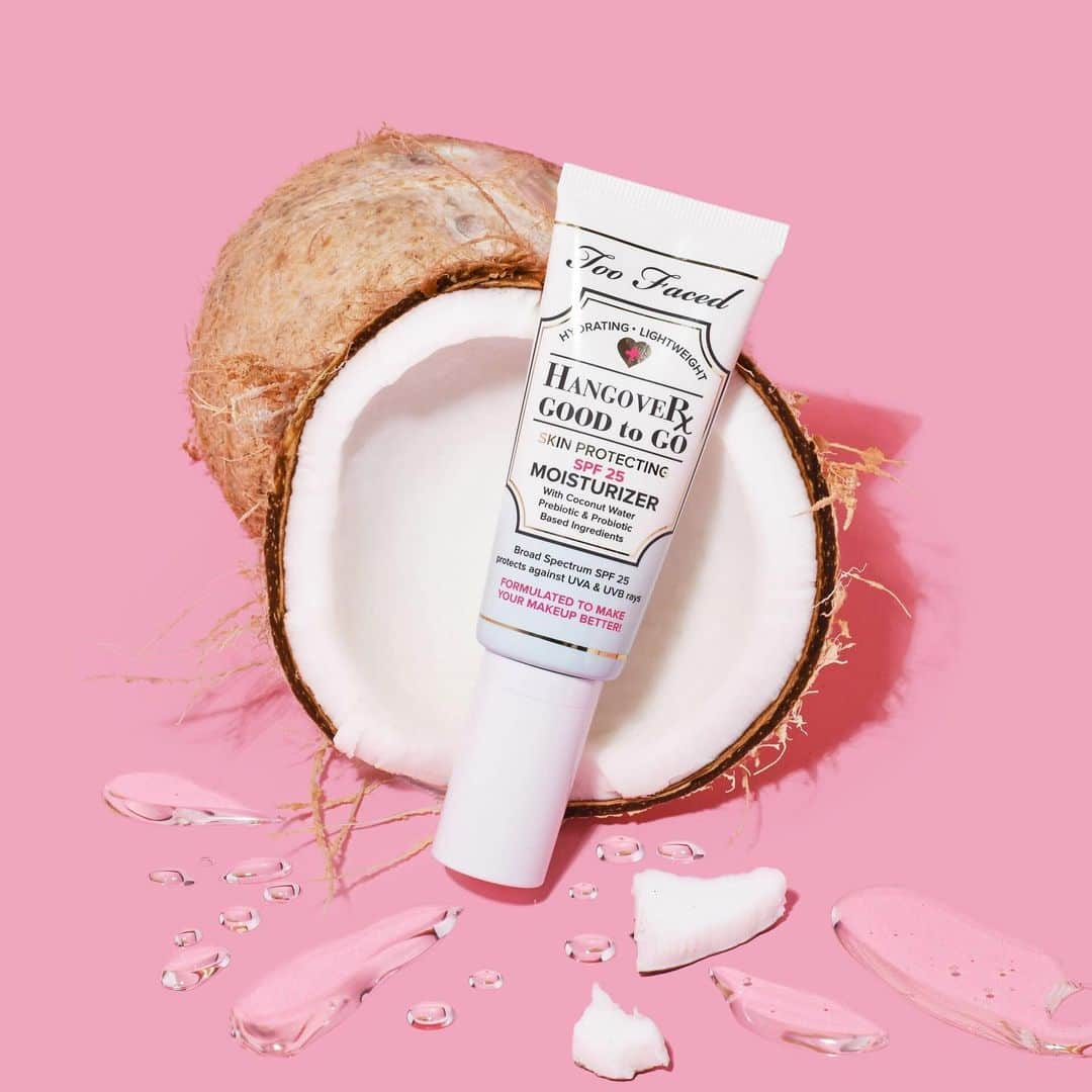 Too Facedさんのインスタグラム写真 - (Too FacedInstagram)「Give your skin an instant BOOST of hydration 💦 Our NEW Hangover Good to Go Moisturizer is suitable for ALL skin tones and will leave your skin with a luminous glow! ✨ #tfhangover #toofaced」7月9日 3時20分 - toofaced