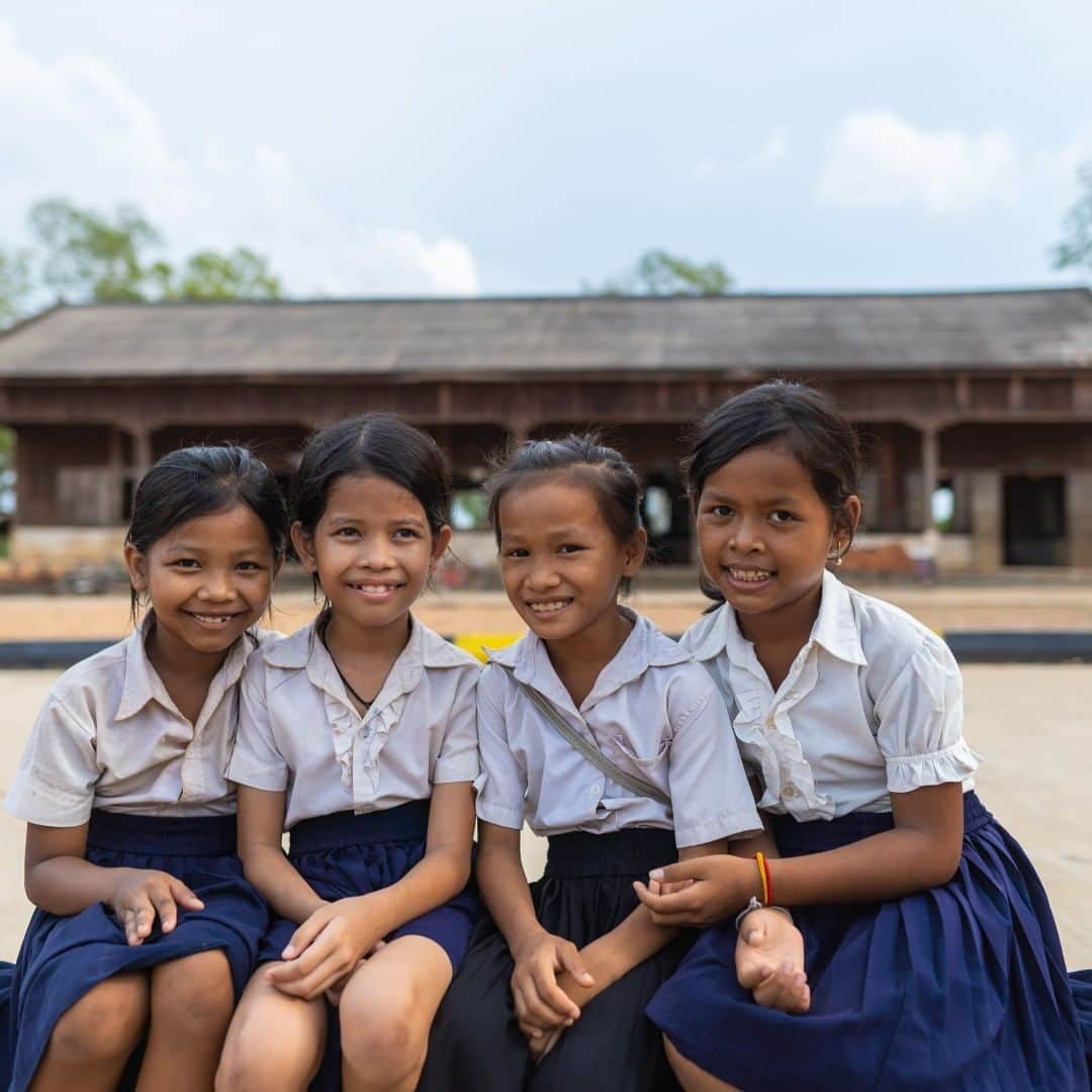 unicefさんのインスタグラム写真 - (unicefInstagram)「A lifetime love of learning starts early! Education provides children with the tools to reach their full potential. That's why it's crucial that every child has a chance to learn in a safe environment, free from bullying and harassment. #ENDviolence © UNICEF/UN0323028/Seng」7月9日 3時45分 - unicef