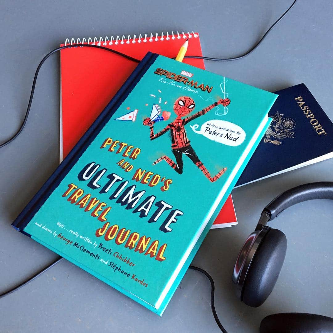 Marvel Entertainmentさんのインスタグラム写真 - (Marvel EntertainmentInstagram)「Ready for a vacation? ✈️🎒 Don't forget to pack "Peter and Ned's Ultimate Travel Journal," filled with sightseeing tips and Spidey secrets! (via @disneybooks) #SpiderManFarFromHome」7月9日 4時00分 - marvel
