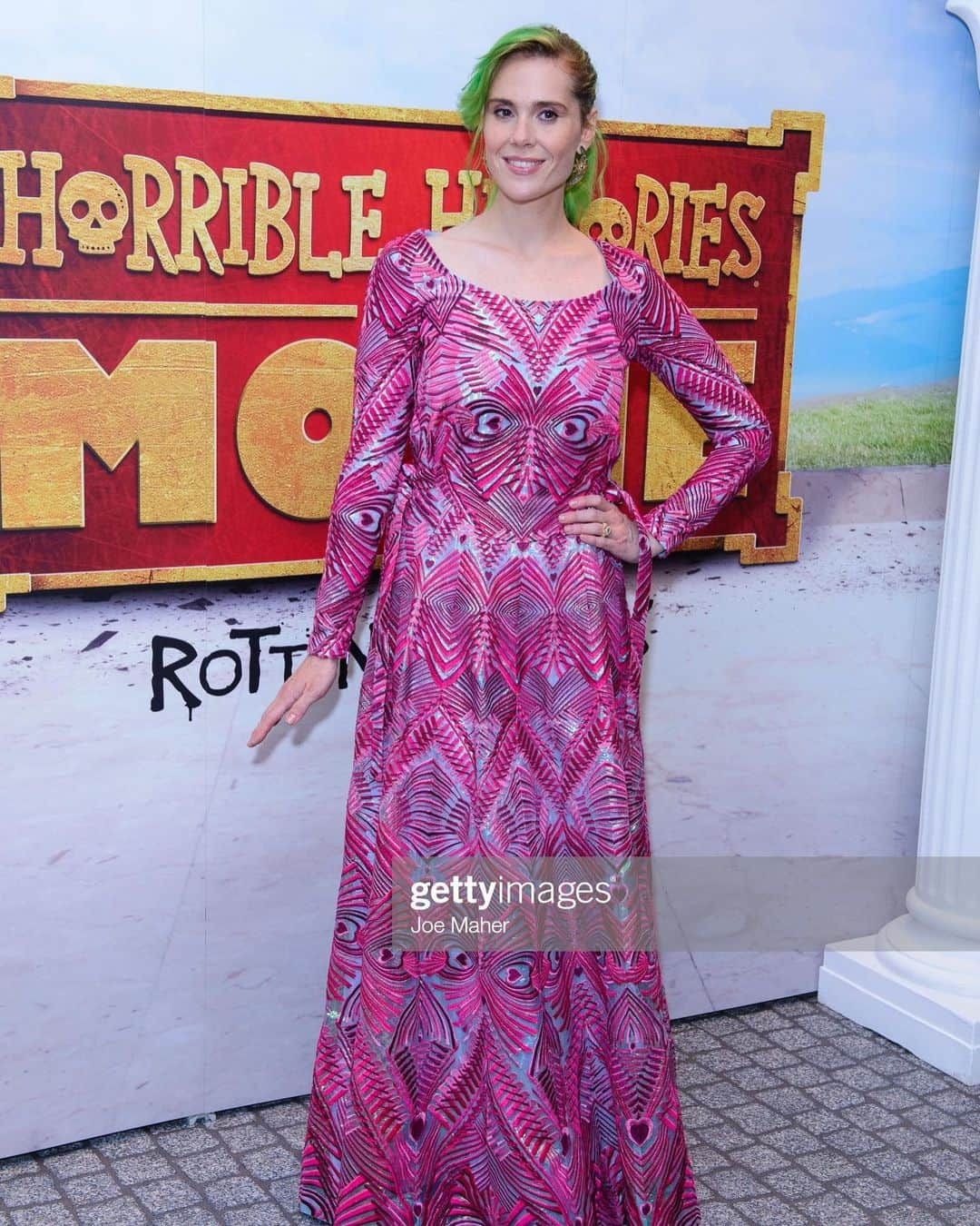 ケイト・ナッシュさんのインスタグラム写真 - (ケイト・ナッシュInstagram)「Had so much fun at the Horrible Histories premiere yesterday! Rotten Romans is out this SUMMER! 26th July! I play the absolute dream, heroine, warrior & actual Celtic Queen of the Iceni tribe BOUDICA!! Such an honour and so MUCH FUN! Can’t wait for u guys to see! 🍃🐲💚 thank you to @manisharorafashion for my beautifuldress and to @azzafahmy for these incredible earrings! Vegan & sustainable shoes @blanlac_officiel cute bag @fromstxavier cute ring @swarovski Hair @thomas.r.silverman Make up @phillipschristopher styles by @rebekahroy_」7月9日 5時01分 - katenash