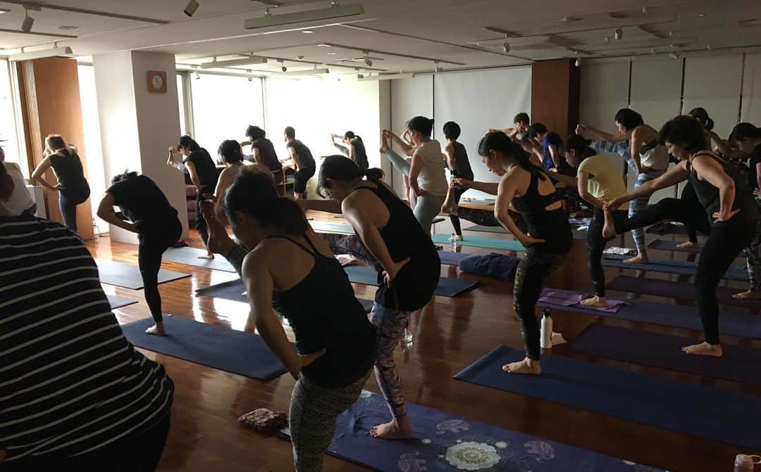Ken Harakumaさんのインスタグラム写真 - (Ken HarakumaInstagram)「ケンハラクマ@仙台yogacco ご参加いただきありがとうございました！yogacco関係者の皆さんありがとうございました！ @international_yoga_center  #ケンハラクマ #kenharakuma #ヨガ #ヨガインストラクター #yogajourney #瞑想」7月9日 14時51分 - kenharakuma