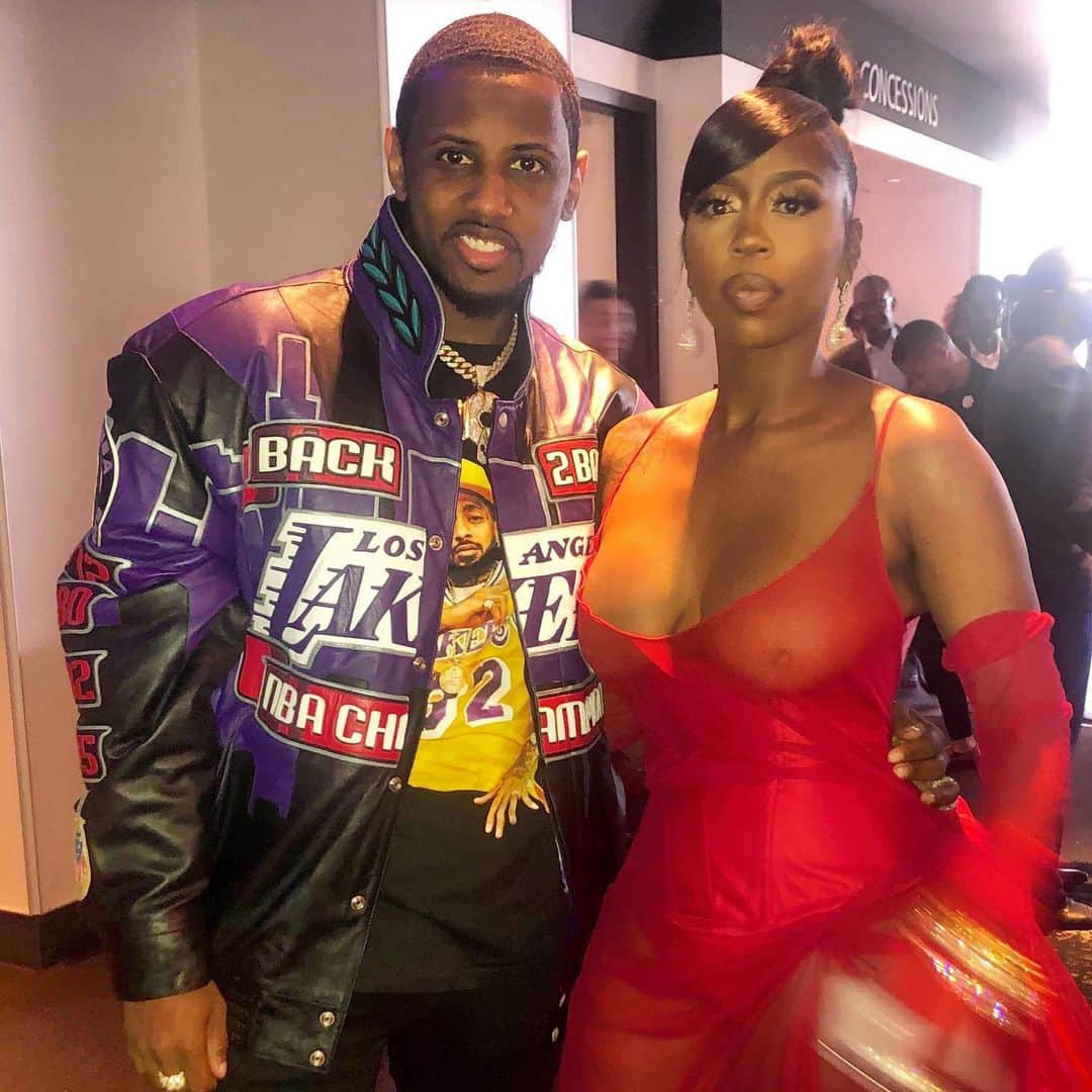 ファボラスのインスタグラム：「i told @kashdoll i look like her older drug dealer boyfriend that take her to & from school in a Benz, on her Prom night 😩😂 #ThereWasAlotOfThisGoingOnBackInTheDays  #IfYouWasntABadBitchInHighSchoolYouCantRelate  #FuckAllYouOlderNiggasWitCarsWhoWasStealingOurHighSchoolBaddies #ThoseOlderNiggasHadBMWsToo  #AndFuckYouHighSchoolGirlsWhoWasActingStuckUpCuzYouHadA20YearBoyfriemdWitACarLOL #ThatsWhyHeGotYouPregnantAndGotLockedUpLMAOOOOO」
