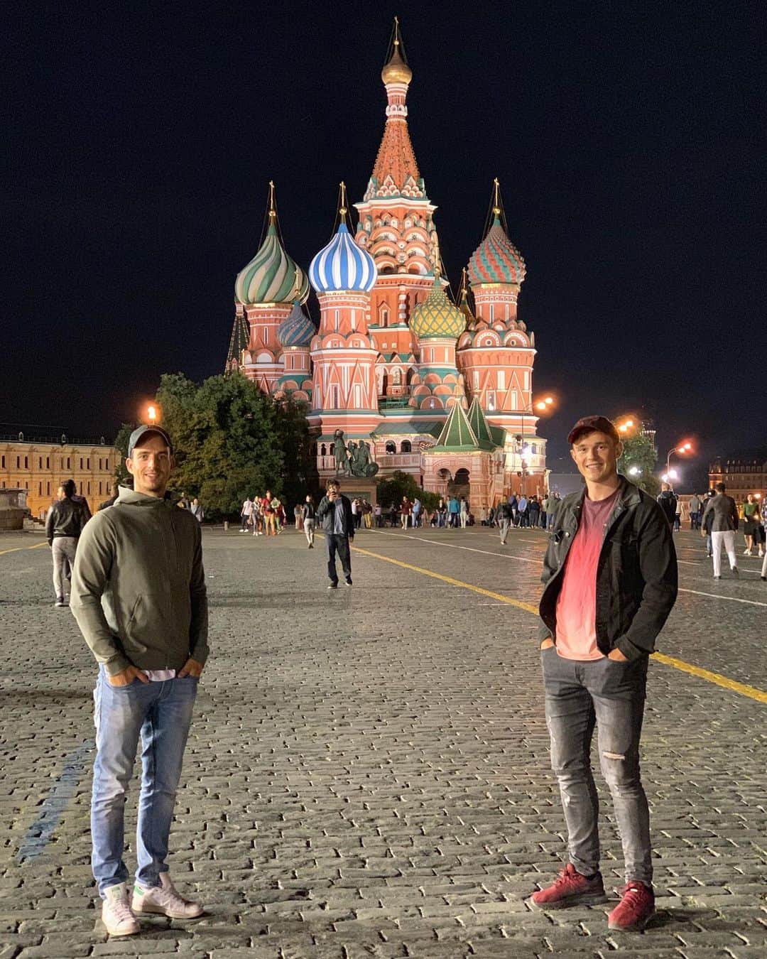 ルーベン・ブロマールトのインスタグラム：「Hello Moscow 🇷🇺」