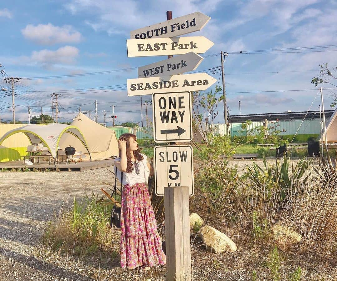 林愛莉さんのインスタグラム写真 - (林愛莉Instagram)「wild beach木更津でお洒落にグランピング🌴 大人数でワイワイするBBQしかしたこと無かったけど、女子2人でしっぽり肉を焼くのも良きでしたよ🧸 アウトレット木更津の目の前なので、 電車でもアクセス良好なのはおススメ！ #グランピング  #ワイルドビーチ木更津  #ワイルドビーチ  #女子旅  #房総半島  #木更津アウトレット  #袖ヶ浦」7月9日 15時36分 - rinairi_0127