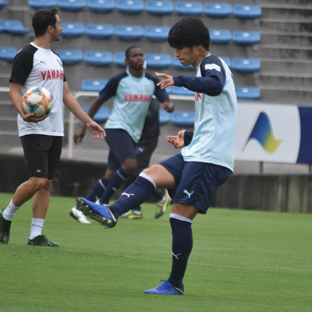 ジュビロ磐田さんのインスタグラム写真 - (ジュビロ磐田Instagram)「7/9(火)9:30＠ヤマハ  #J1 #soccer #football #Jubilo #Jleague #iwata #shizuoka #ジュビロ磐田 #サッカー #フットボール #Jリーグ #サックスブルー  #7月13日 は  #away  #松本山雅fc 戦」7月9日 15時48分 - jubiloiwata.official