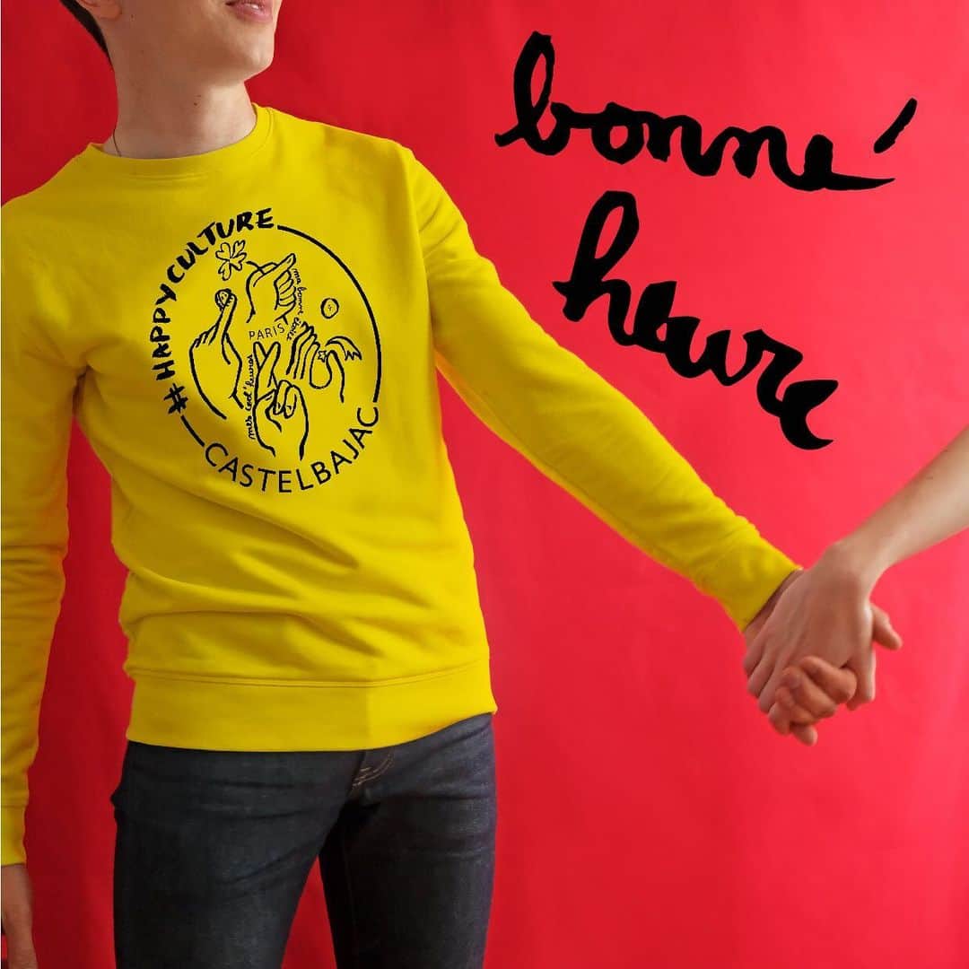 のインスタグラム：「Faites entrer le "BONNE'HEURE" dans votre dressing cet été 🍀 Profitez de notre nouvelle collection du mois de juillet  Let's enter "BONNE'HEURE" in your summer dressing.🍀 Enjoy our new collection of july  #Castelbajac #HappyCulture  #Castelbajac #Paris #Fashion #Brand #Designer #Newin #Newcollection #Launch #Luck #BonneHeure」