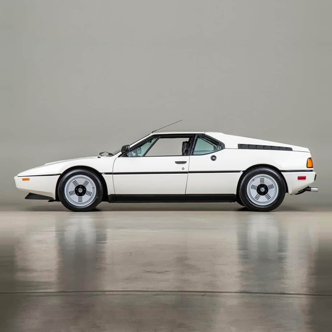 HYPEBEASTさんのインスタグラム写真 - (HYPEBEASTInstagram)「#hypeAF: Lay your eyes on this pristine 1980 @bmw M1. The vehicle was built for competition, maintaining a futuristically-tinged tube-frame chassis and lightweight fiberglass body designed by Giorgetto Giugiaro. It totes a 3.5-liter inline six, which produces 273 horsepower and a top speed of 162 MPH.  Photo: @canepamotorsport」7月9日 15時57分 - hypebeast
