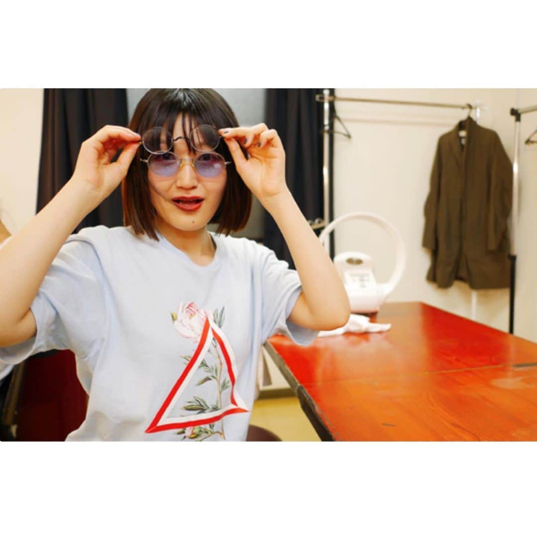 パスピエのインスタグラム：「▷more You more◁  いよいよ残すところ名古屋、大阪、東京の3公演となりました。  ライブの感想は“#moreYoumore ”を付けて是非教えてくださいね。 ▷「more humor」販売・配信中 / ▷来場者特別企画「pre You more」最終日東京公演のみ応募中 / ▷“PSPE OFFICIAL SHOP”今回のツアーグッズも販売中 △詳しくは公式パスピエオフィシャルサイトまで (by PSPE STAFF.)」