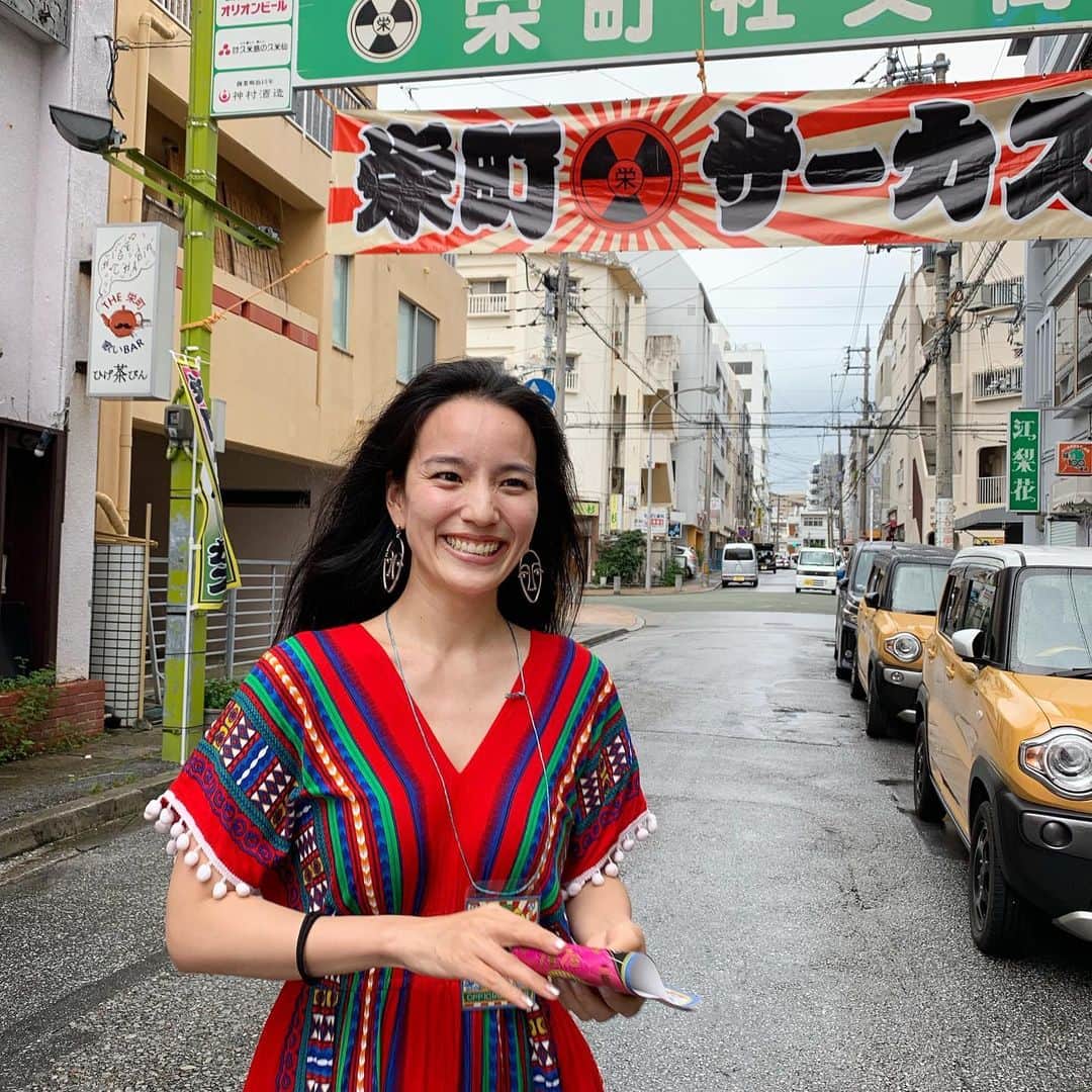 レイヤマダさんのインスタグラム写真 - (レイヤマダInstagram)「deepでdopeな栄町🌅大人の文化祭な感じで、刺激的なライブサーキットでした！ご来場いただいた皆様 ありがとうございました！ #沖縄 #那覇 #栄町 #栄町サーカス #七夕 #レイヤマダ #伊集タツヤ #Okinawa #naha #sakaemachi #live」7月9日 7時08分 - rayyamada_dayo