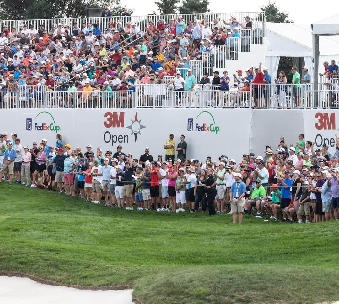 3M（スリーエム）さんのインスタグラム写真 - (3M（スリーエム）Instagram)「At the inaugural @3mopen, we witnessed amazing golf right here in our own backyard. Your presence here made an even greater impact: improving lives throughout Minnesota. #GolfThatMatters ⛳️🏆🏌️‍♂️」7月9日 7時28分 - 3m