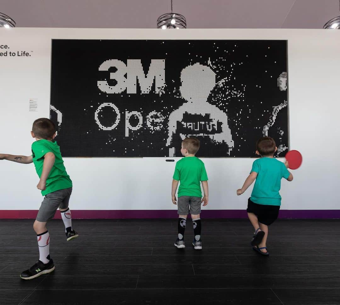 3M（スリーエム）さんのインスタグラム写真 - (3M（スリーエム）Instagram)「At the inaugural @3mopen, we witnessed amazing golf right here in our own backyard. Your presence here made an even greater impact: improving lives throughout Minnesota. #GolfThatMatters ⛳️🏆🏌️‍♂️」7月9日 7時28分 - 3m