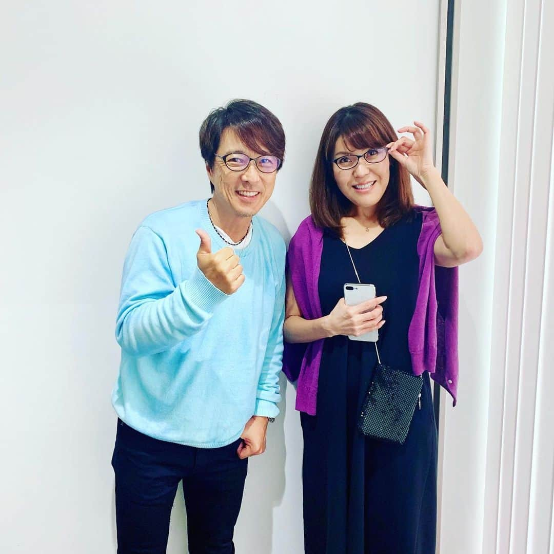 黒田アーサーさんのインスタグラム写真 - (黒田アーサーInstagram)「久しぶりのQVC！7/27(土)にデビューする女性用サングラス 「EYE's CLOUD by Arthur K」アンバサダーとして出演します！朝7時〜と12時〜の2回❣️昨日は打ち合わせがあり、当日1回目のナビゲーター長谷井さんと帰りに記念撮影😊長谷井さんはとっても明るくて、綺麗で素敵💕当日が今から楽しみです！！#QVC#7月27 #初登場#女性を美しく演出するアイウエア#EYE'sCLOUD by Arthur K#アンバサダー#黒田アーサー#ナビゲーター#長谷井えみ子#kurodaarthur  #배우 #쿠로다아사#일본배우#エクスポジション原宿 #サマーセーター」7月9日 7時28分 - kuroda_arthur