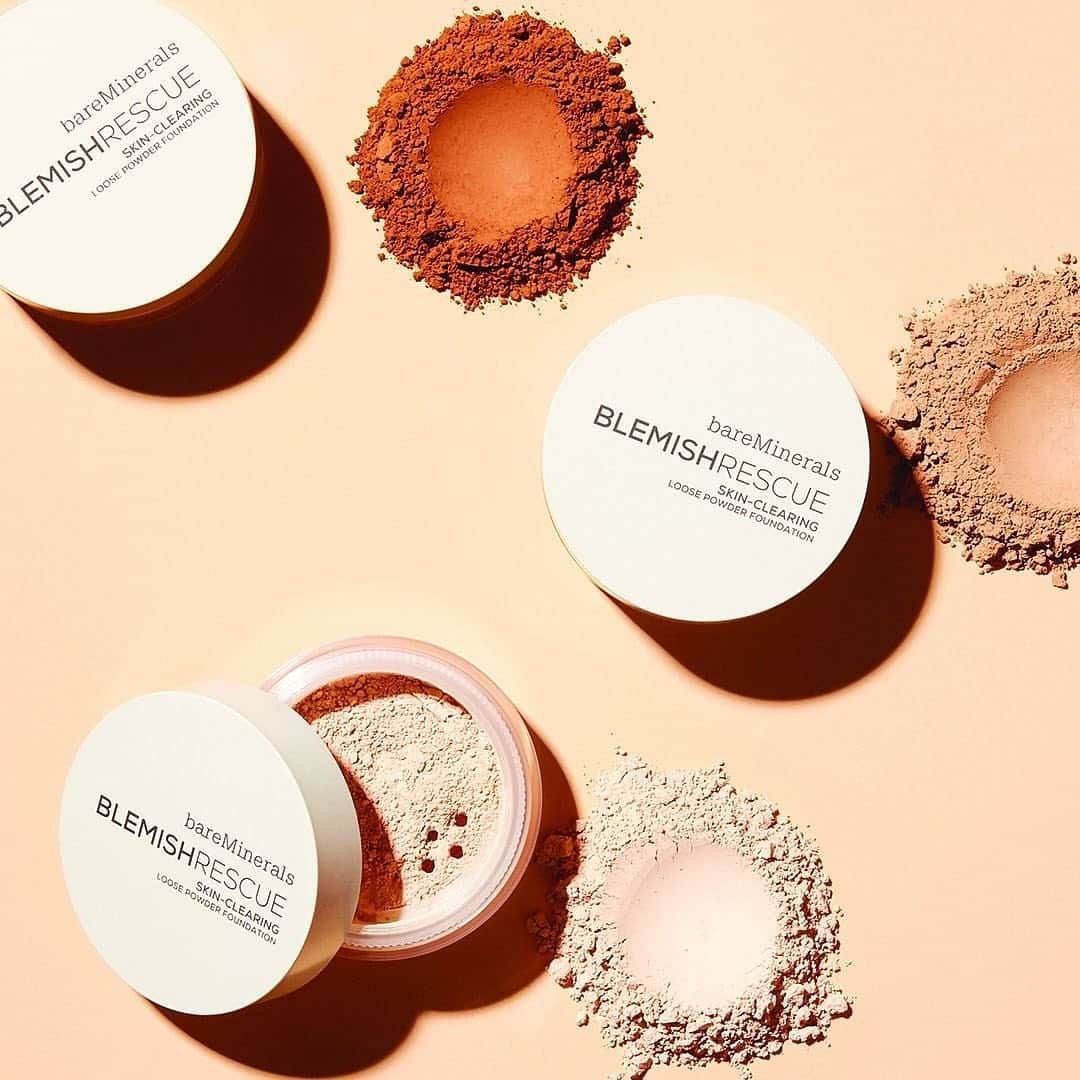 セフォラさんのインスタグラム写真 - (セフォラInstagram)「#Regram @bareminerals . . . Acne makeup unlike anything you've used before! bareMinerals BLEMISH RESCUE Skin-Clearing Loose Powder Foundation has 0.5% Salicylic Acid to exfoliate pores while providing naturally matte full coverage. Available at Sephora」7月9日 8時22分 - sephora