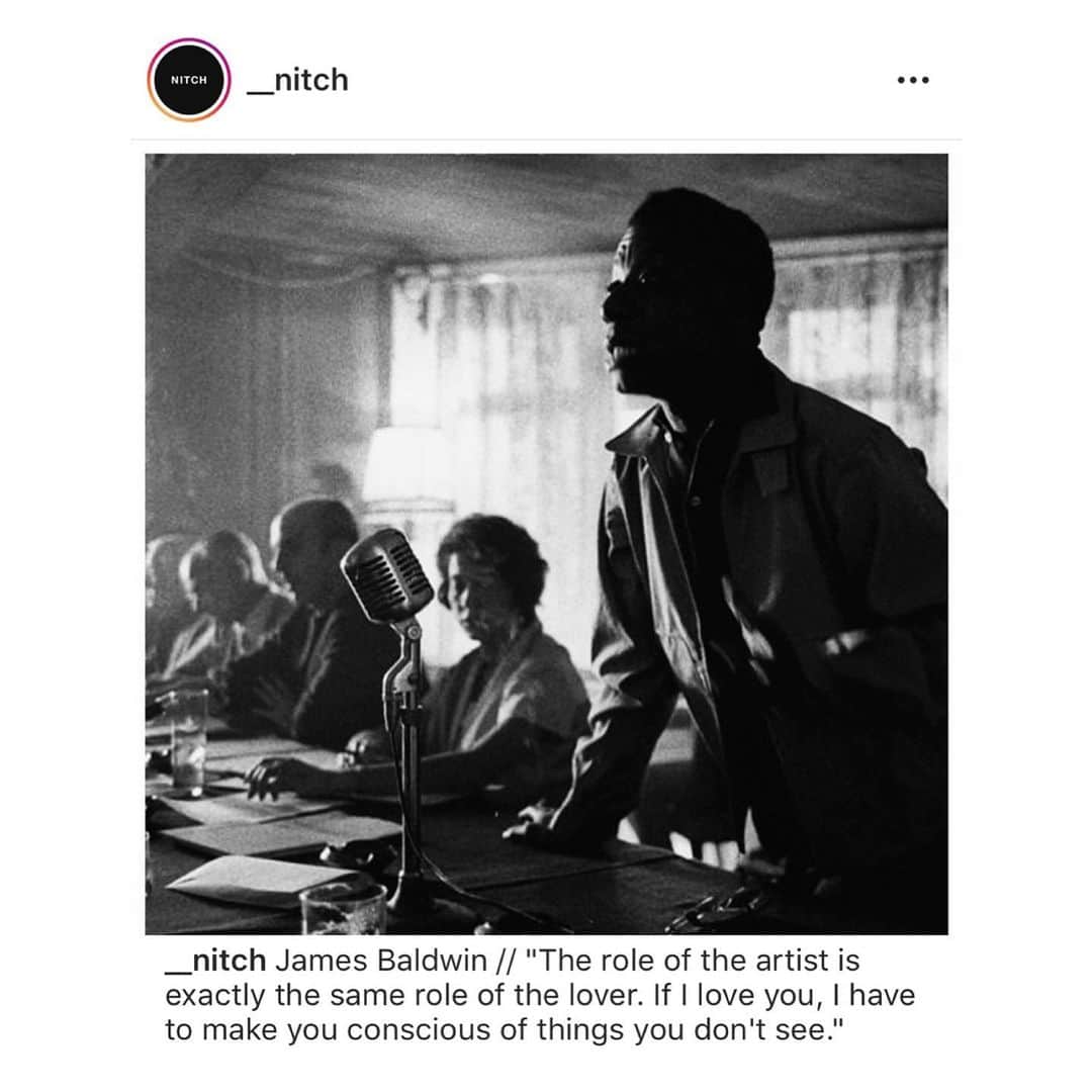 ナタリア・コルドバ・バックリーのインスタグラム：「🖤」