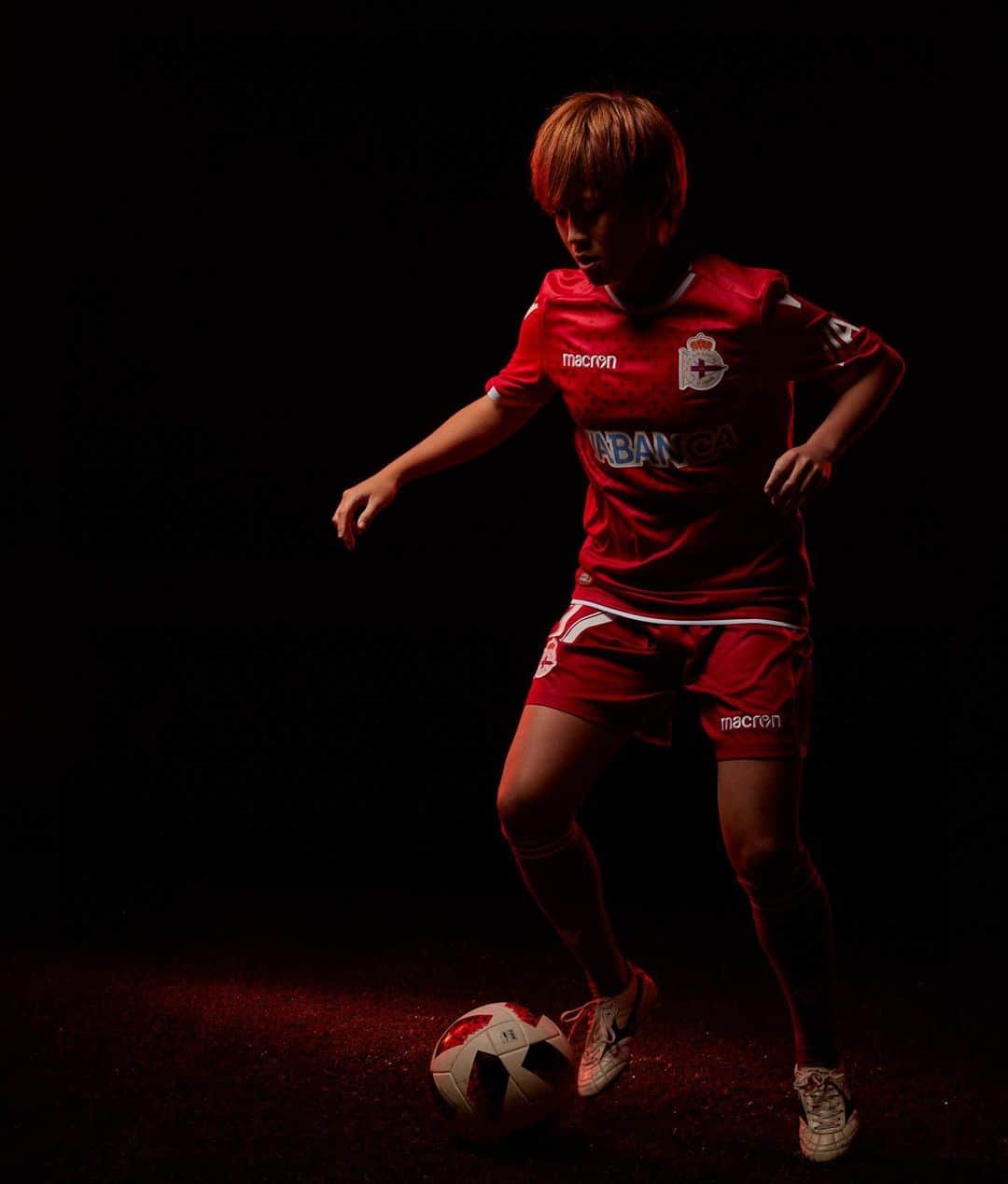 山本摩也のインスタグラム：「. Tic tac ...⏳⚽️」