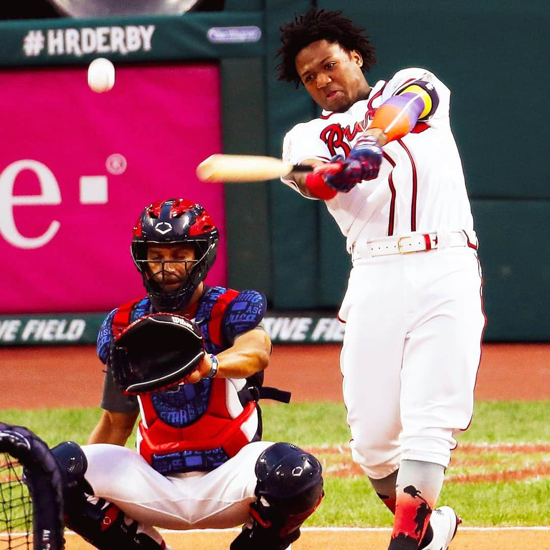 MLBさんのインスタグラム写真 - (MLBInstagram)「Ronald rakes. 😱」7月9日 10時25分 - mlb