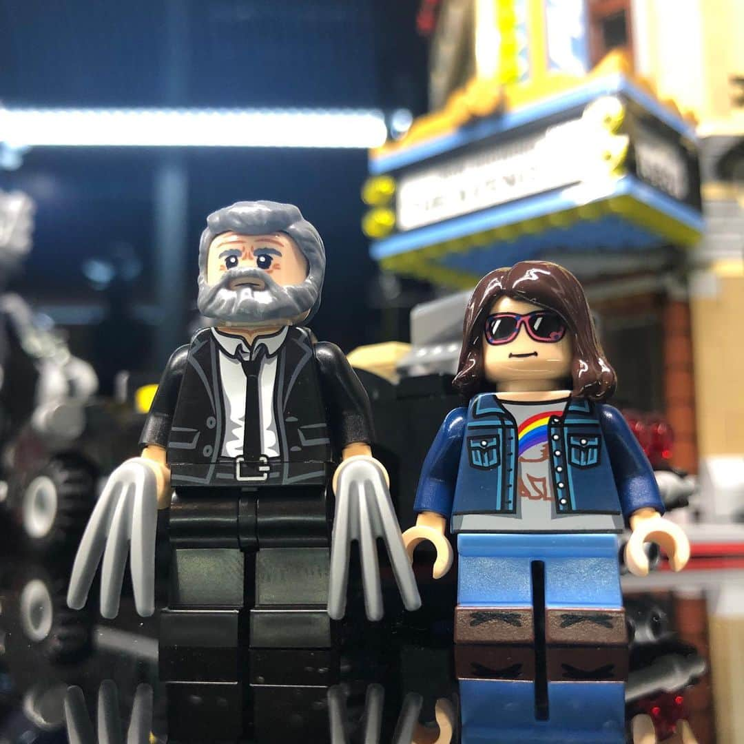 TABLO さんのインスタグラム写真 - (TABLO Instagram)「Father & daughter.  #nowplaying Snacky Chan ft. Tablo of Epik High - 딸바보 🎶  #취미생활 #logan #laura #레고 #lego #미니피규어 #minifigure #minifigures #TabloCollectsLego」7月9日 10時26分 - blobyblo