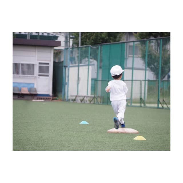 羽村亜美さんのインスタグラム写真 - (羽村亜美Instagram)「幼稚園から持って帰ってきた 短冊に、、こんな願いが。。。 うーん、やっぱり遺伝なのかしら^_^  #短冊 #たんざくの願い #野球選手になりたい #4歳 #ゴルファーの夢は？どこいった！」7月9日 11時15分 - amihamura
