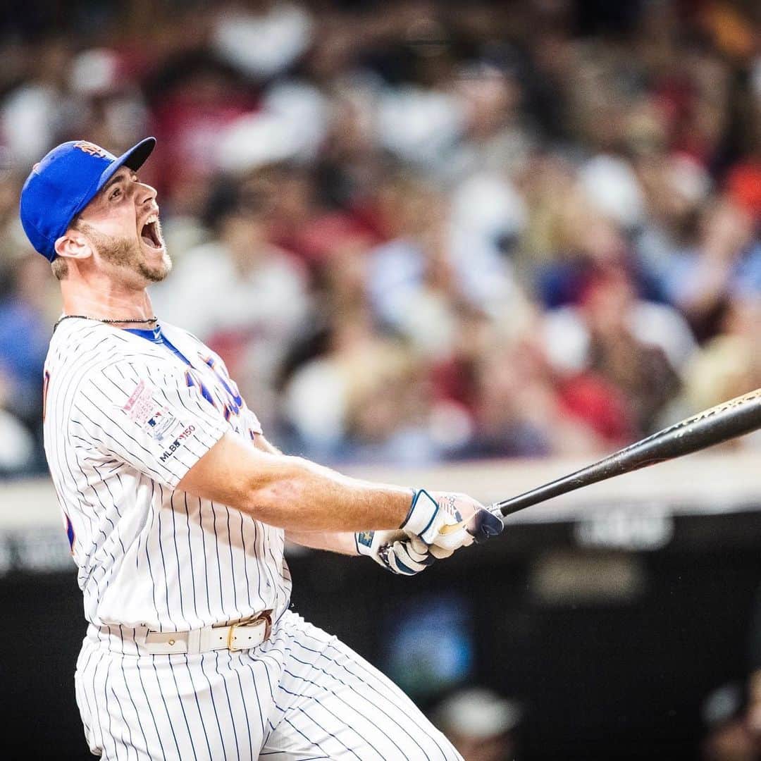 MLBさんのインスタグラム写真 - (MLBInstagram)「BRB watching this on Re-Pete. 🔥」7月9日 11時43分 - mlb