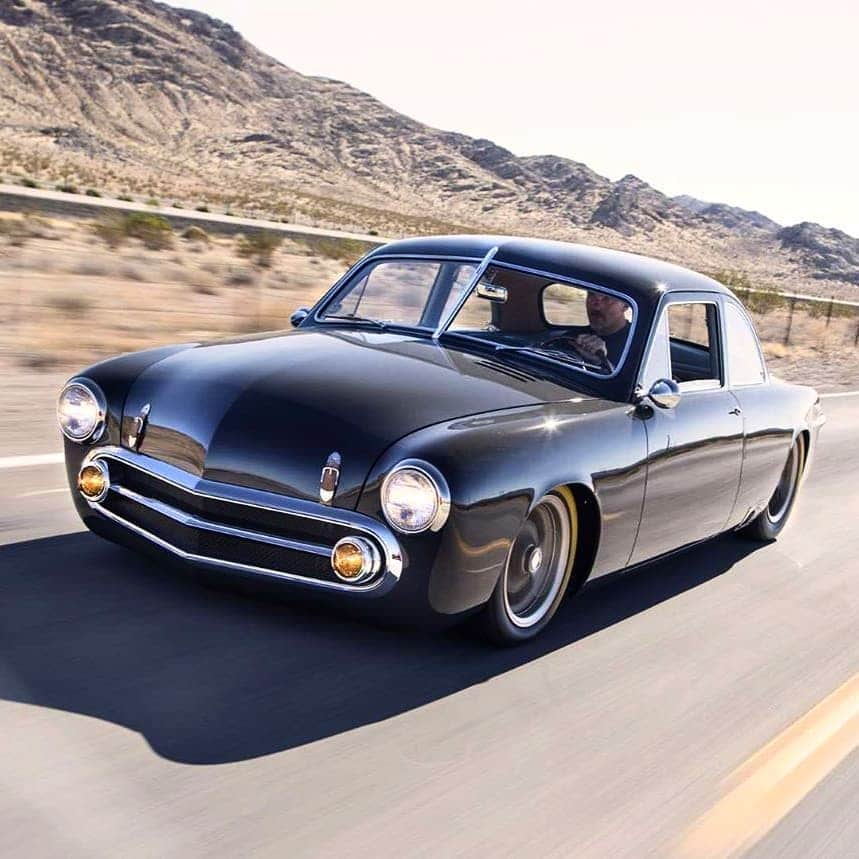 Classics Dailyさんのインスタグラム写真 - (Classics DailyInstagram)「Bruce Leven’s 1951 Ford Coupe. _ Via | @hotrodmetalparts #Ford #americanmuscle #musclecar  #classic #restomod #speed #vehicles  #cargram #carstagram #amazing_cars #fastcar #motors #engine #horsepower #musclecar #amazingcars #classicsdaily」7月9日 11時48分 - classicsdaily