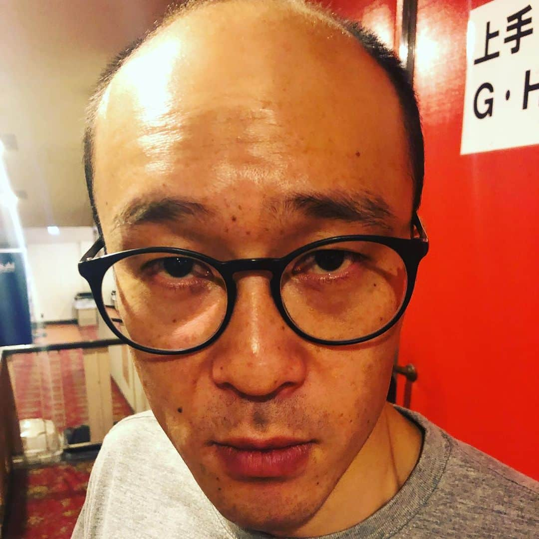 よしもと祇園花月さんのインスタグラム写真 - (よしもと祇園花月Instagram)「新喜劇初日‼️ 今週の酒井藍座長週に出演する、新喜劇期待のホープ(…？)のもりすけさん✨ 舞台稽古終わりにも、セリフの練習をされてたところを盗み撮り😏 しっかりとセリフが言えるか、みなさん、是非劇場に来て見に来てください🤔笑 #よしもと祇園花月 #祇園花月 #よしもと新喜劇 #新喜劇 #酒井藍座長 #もりすけ #ハゲ」7月9日 11時55分 - gionkagetsu