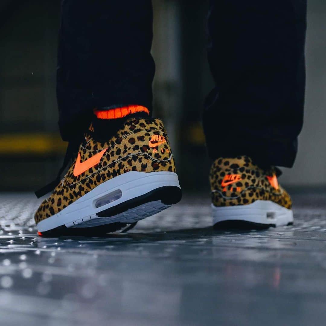 HYPEBEASTさんのインスタグラム写真 - (HYPEBEASTInstagram)「@hypebeastkicks: Here’s an official look at the @atmos_japan x @nike Air Max 1 "Animal 3.0" pack. The Air Max 1s have been dressed in different animal print pony hair uppers with “NIKE AIR” branding on the heel. One pair takes on white and brown giraffe detailing, the other features orange and black leopard spots, and the third iteration sees a similarly-toned tiger print. They’re slated to arrive at @atmos_sendagaya on July 12, and then see a release online on July 13.  Photo: atmos」7月9日 13時06分 - hypebeast