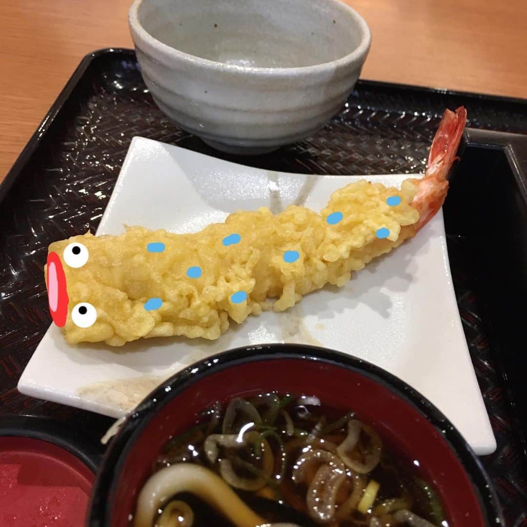 Nao☆ さんのインスタグラム写真 - (Nao☆ Instagram)「ジンベイザメみたいな海老天食べたよ🐋👀✨」7月9日 14時05分 - nao_ngc